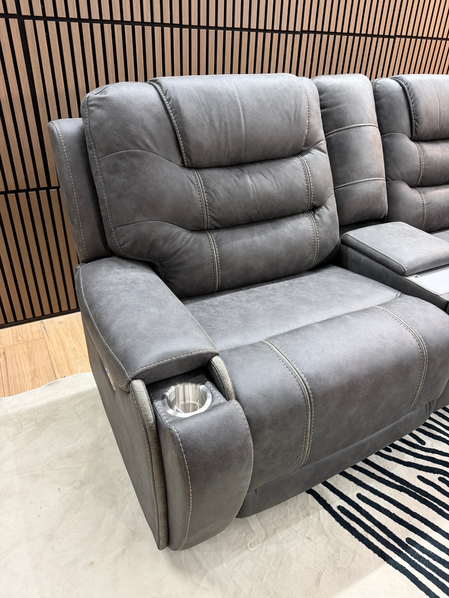 Apex 143 Dual Power Reclining Sectional