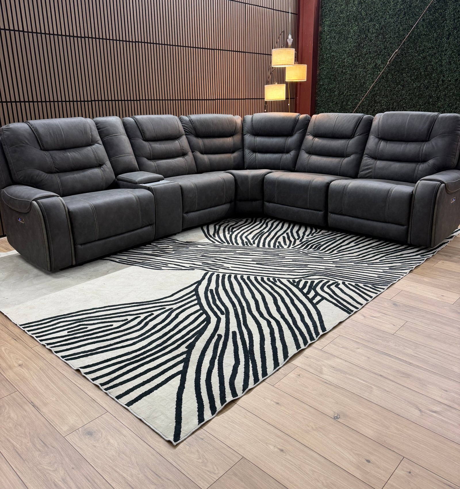 Apex 143 Dual Power Reclining Sectional